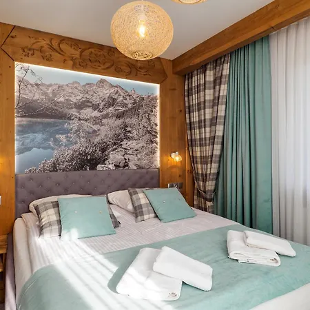 Apartamenty Male Ciche Z Jacuzzi Ogrodowym, Widokiem Na Gory Exterior foto