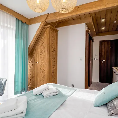 Apartamenty Male Ciche Z Jacuzzi Ogrodowym, Widokiem Na Gory Exterior foto