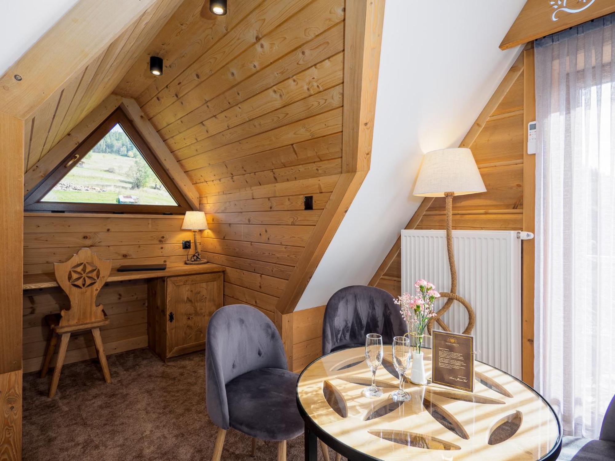 Z Jacuzzi Ogrodowym, Widokiem Na Gory Apartment